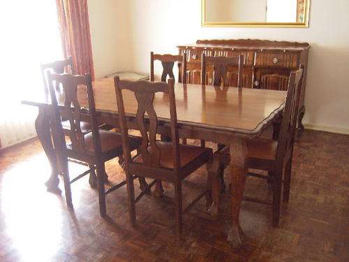 8 PIECE  IMBOYA BALL AND CLAW DININGROOM SET.