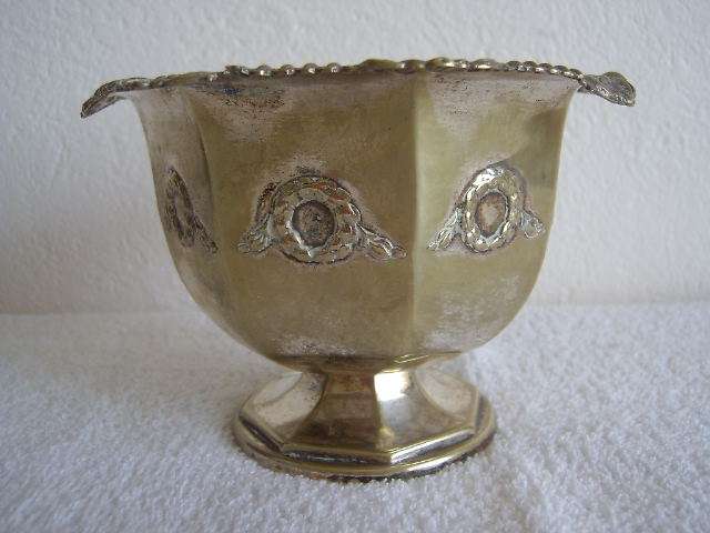 LOVELY SILVER PLATED BOWL. EPNS!!!