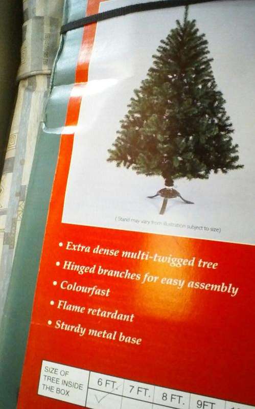 6 FT Christmas Tree with decorations