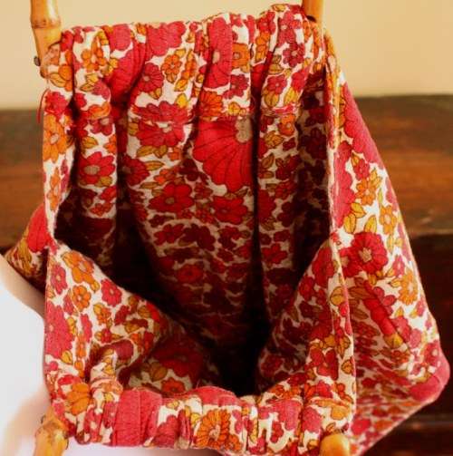 1960s floral bag with bamboo handle