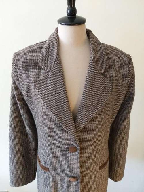 Tweed jacket with brown velvet trim