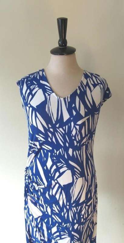 Blue and white bodycon dress (size 38)