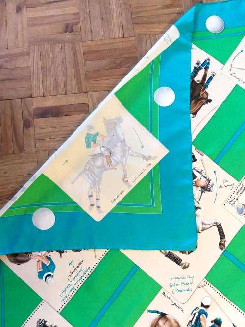 For LunasMommy Hermès silk scarf