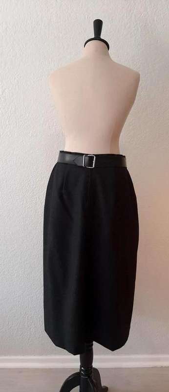 Dark grey wool skirt with matching belt