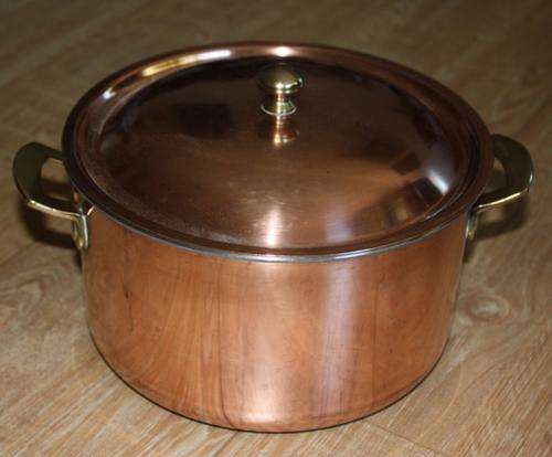 Copper cooking pot- in PERFECT condition!