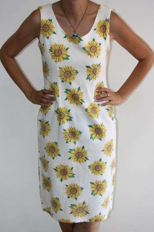 Sunflower dress from the 1990s (size 34)