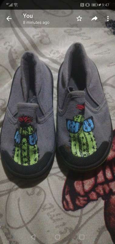 Boys slip ons