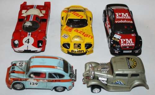 LOT OF 5 SLOT CARS FOR RESTORATION OR SPARES.  SEE DESCRIPTION