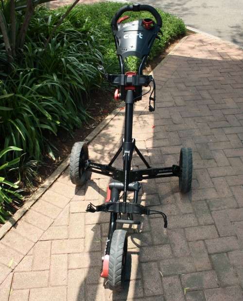 LOVELY CLICGEAR GOLF CART IN EXCELLENT CONDITION, FOLDABLE. SEE DESCRIPTION