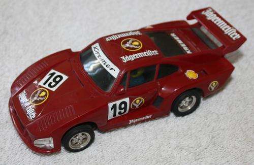 SCALEXTRIC PORSCHE 935 "JAGERMEIFTER" (SPAIN).  SEE DESCRIPTION.