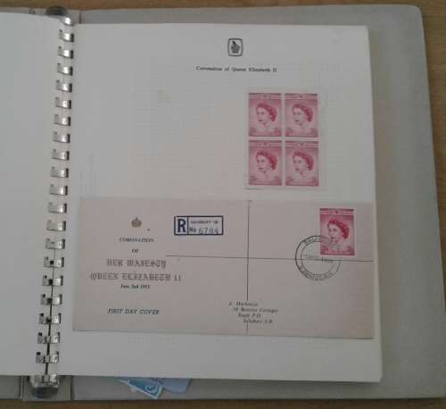 LOVELY HUGE S/RHODESIA AND RHODESIA COLLECTION. ALMOST COMPLETE. HUGE CV !!