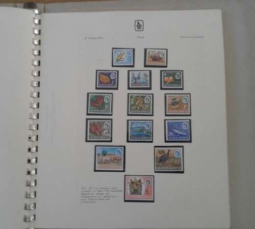 LOVELY HUGE S/RHODESIA AND RHODESIA COLLECTION. ALMOST COMPLETE. HUGE CV !!