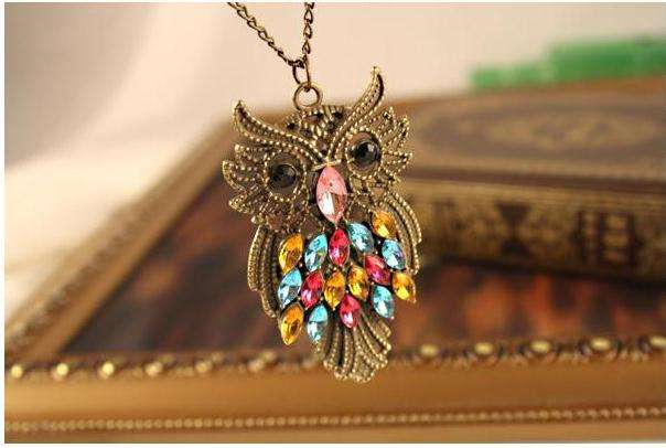 Owl retro fashion necklace - Free Econo Post Office Shipping