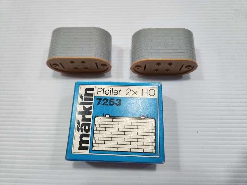 Marklin Pier 7253 x 6 (3 boxes of 2)