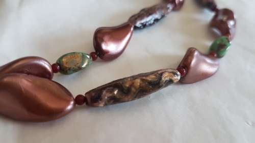 Elegant copper and green tone vintage bead necklace