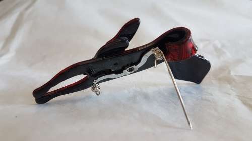 Retro resin red fox brooch