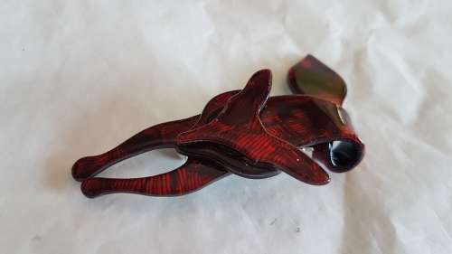 Retro resin red fox brooch