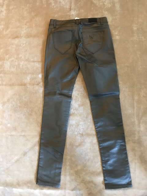 Guess Jean ( New)