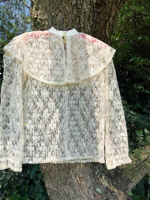Vintage Lace Long Sleeve Top