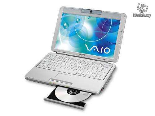 SONY VAIO mini notebook/ webcam/ 724mb RAM/ card reader/ dvd dual@ R1 no reserve