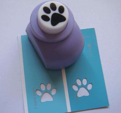 Medium Craft Punch - Paw Shape