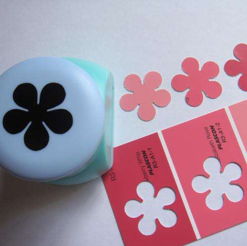 Big Craft Punch - Flower with Round Petals