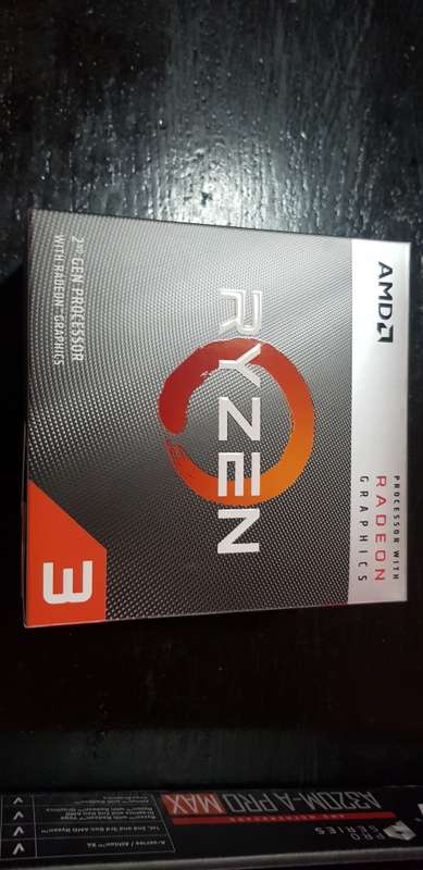 AMD Ryzen 3 3200G RX Vega 8 Graphics Processor