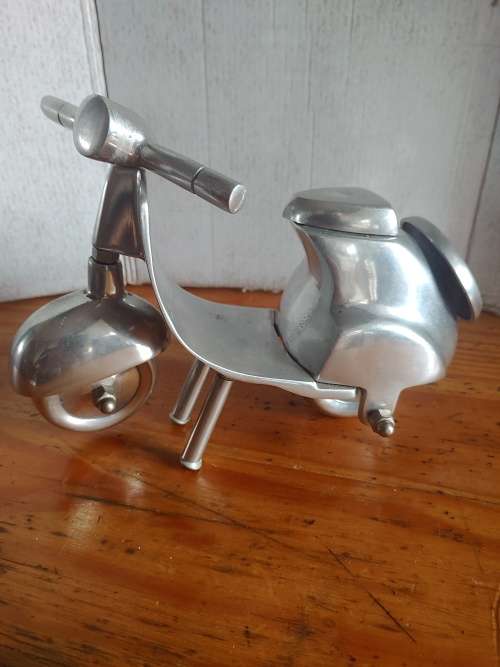 Vespa Scooter Stailess steel ornament