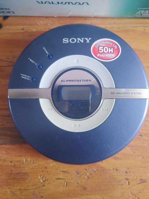 Sony CD Walkman D-EJ100