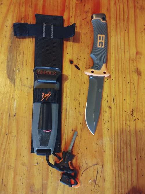 Gerber survival knife