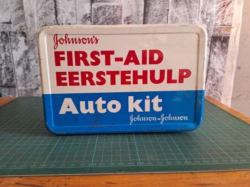 Vintage Johnson & Johnson tin first aid kit Advertising