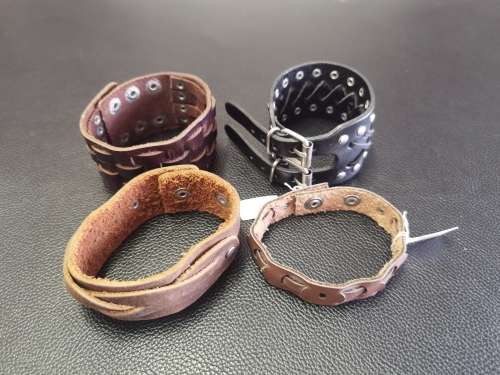 Arm bands genuine Leather x4 (lot)