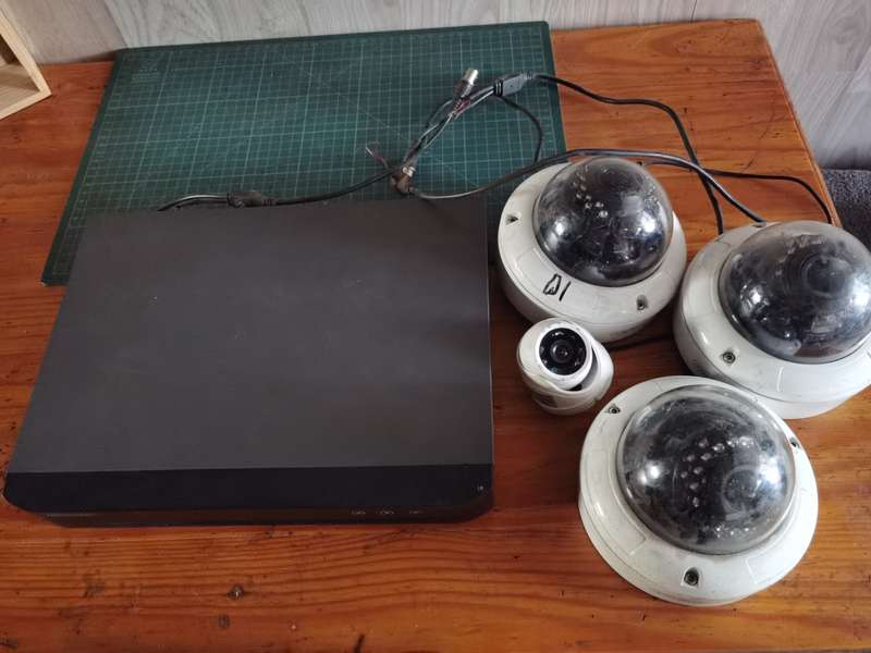 Security camaras and DVR