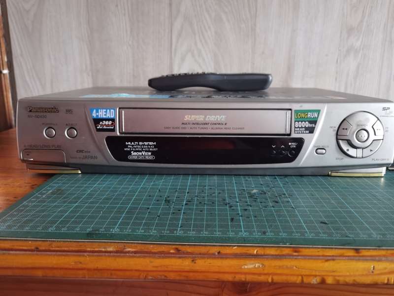Panasonic SD430 VHS video player/recorder
