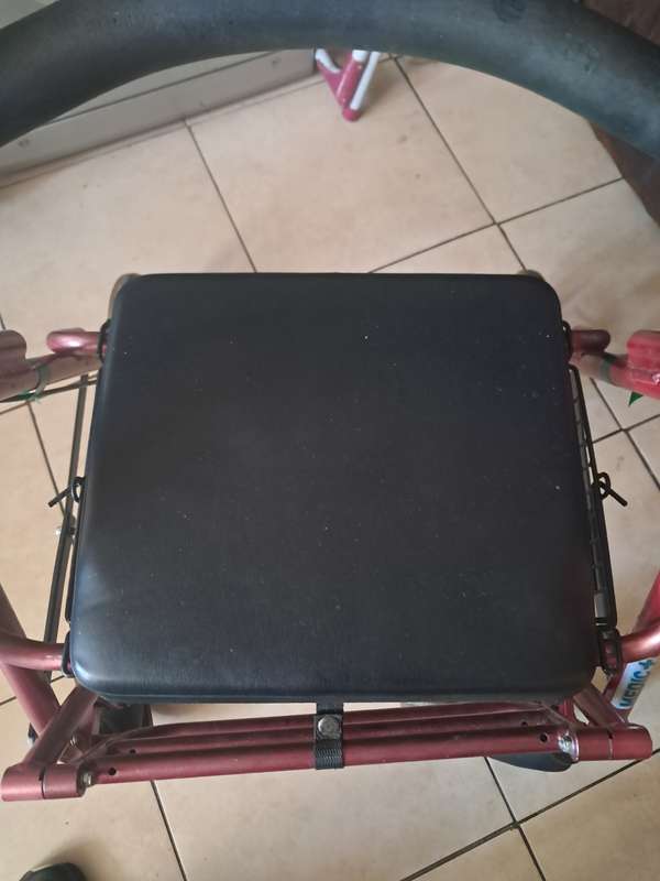 Walker chair Rollator