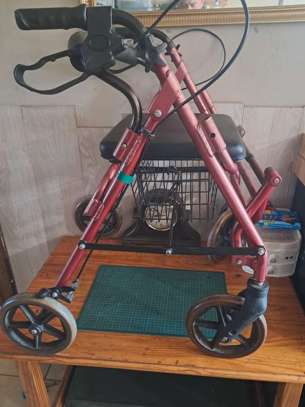 Walker chair Rollator