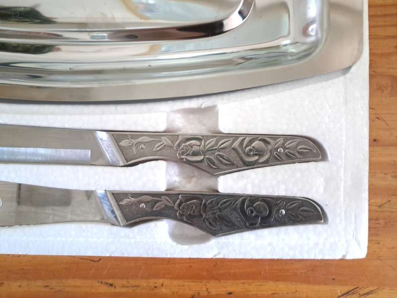 Vintage Carving set Stainless steel Fentone 1970`s with rose theme