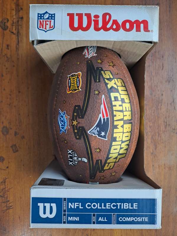 Wilson New England Patriots Super Bowl 5x Champions Mini Football