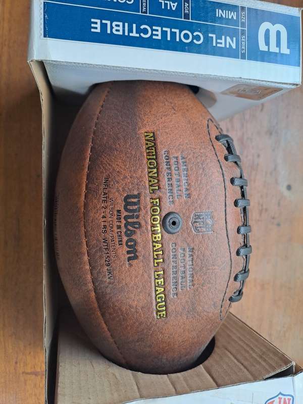 Wilson New England Patriots Super Bowl 5x Champions Mini Football