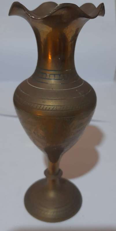 vintage solid brass handmade vase 16cm high