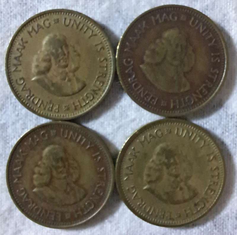 1961 to 1964 South African 1/2c ( Set )