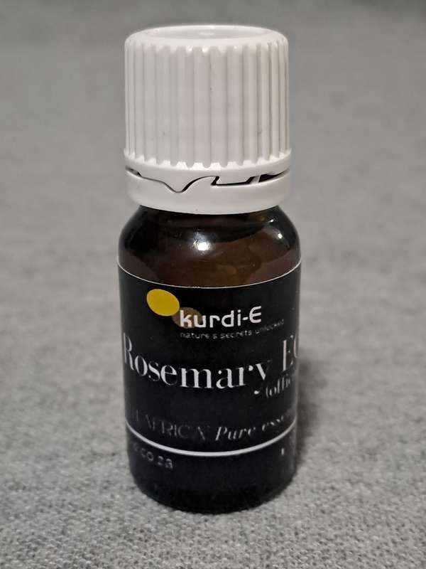 Rosemary (Rosmarinus officinalis) essential oil (10ml)