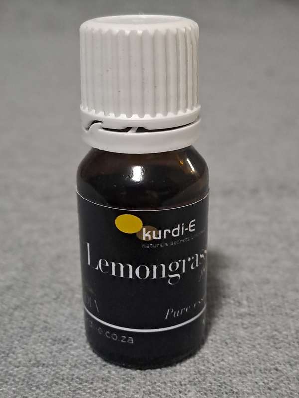 Lemongrass (Cymbopogon flexuosus) essential oil (10ml)