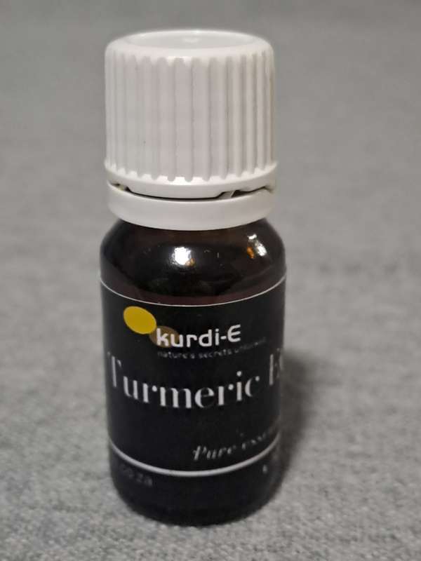 Turmeric (Curcuma longa) essential oil (10ml)