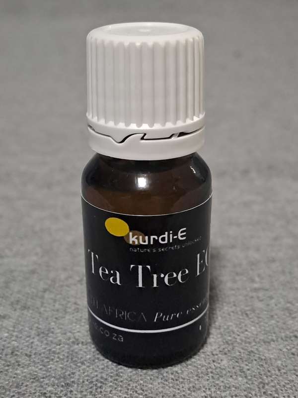 Tea tree essential oil (10ml)