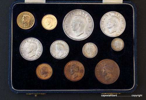 1952 KING GEORGE VI, SOUTH AFRICAN TERCENTENNIAL, BOXED COIN SET