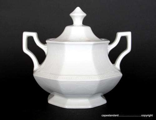 VINTAGE JOHNSON BROS WHITE PORCELAIN SUGAR BOWL