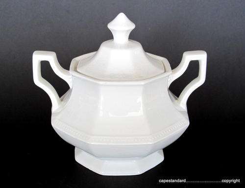 VINTAGE JOHNSON BROS WHITE PORCELAIN SUGAR BOWL