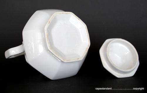 VINTAGE JOHNSON BROS WHITE PORCELAIN SUGAR BOWL