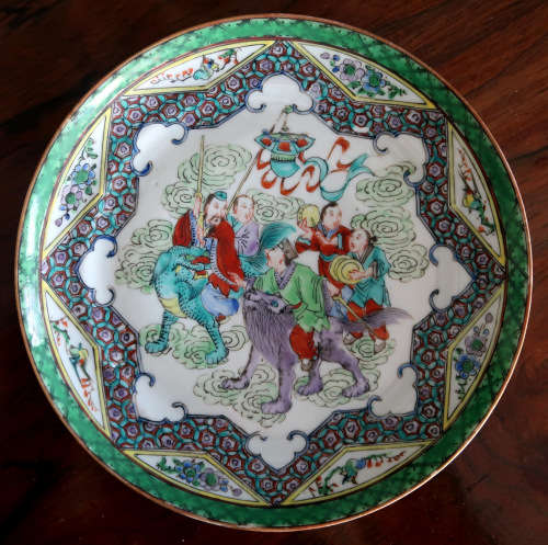 ANTIQUE CHINESE PORCELAIN DISH